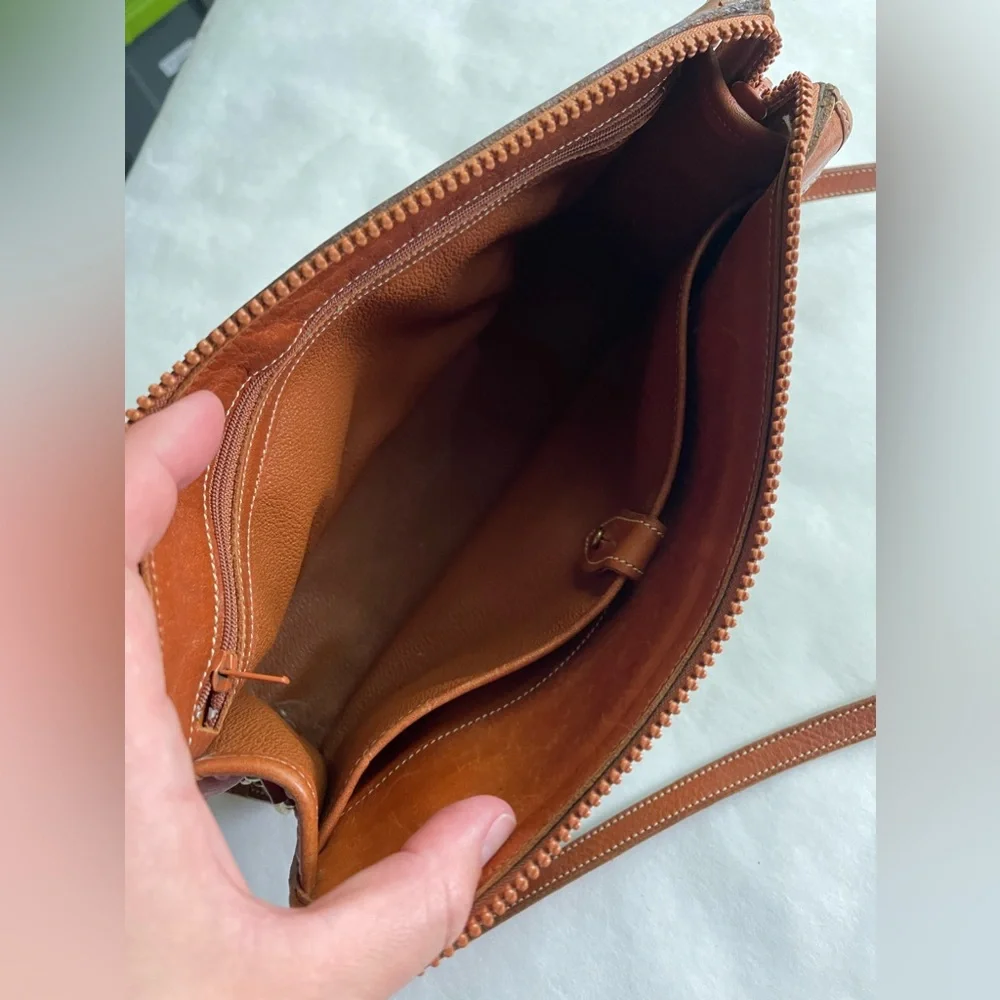 Dooney & Bourke Vintage Black Crossbody - Picture 7 of 8